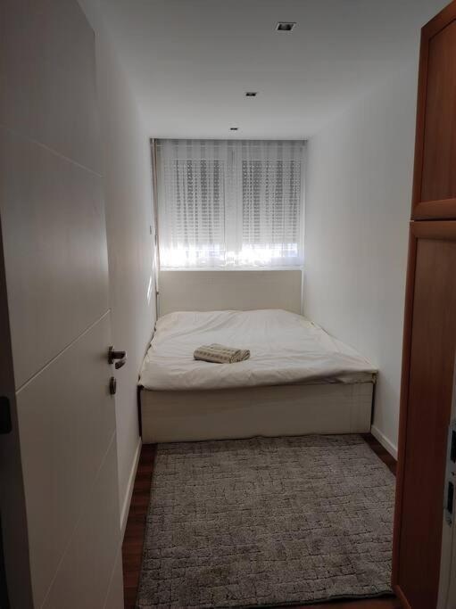 Apartamento Msm-2 Pristina Exterior foto